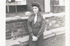 1940s.Mom.NYC.GermanSubWatch2