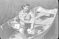 1949 07 Hampton Bays Long Island Mom