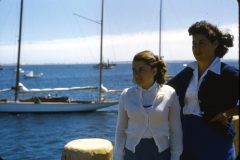 1950 New York Mom Friend1