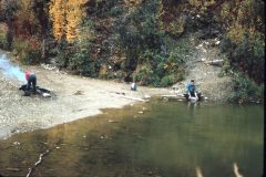 1965 08 Alaska Dad Dennis Gold Panning1