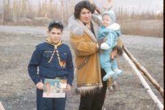 1967 05 Alaska Ft Wainwright Mom Dennis Sam