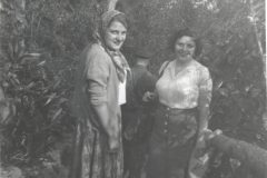 1950s.Moms.Friends.Unknown