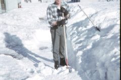 1971 04 Alaska Ft Wainwright Dad