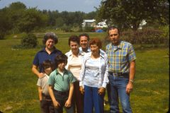 1976 07 NewYork Helderberg Ave Grandma Kramer Irving Lila Mom Dad David Sam