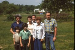 1976 07 NewYork Helderberg Ave Grandma Kramer Irving Lila Mom Dad David Sam1