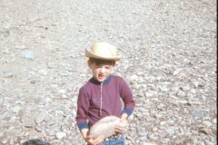 1972 08 Alaska GoldPanning Sam