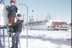 1974 04 Alaska AlaskaLand David Sam3