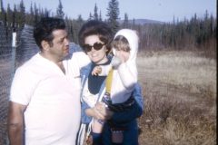 1974 05 Alaska AlaskaLand Cousin Lou Shirley1
