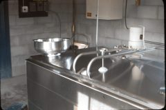 1976 07 New York Cow Farm4